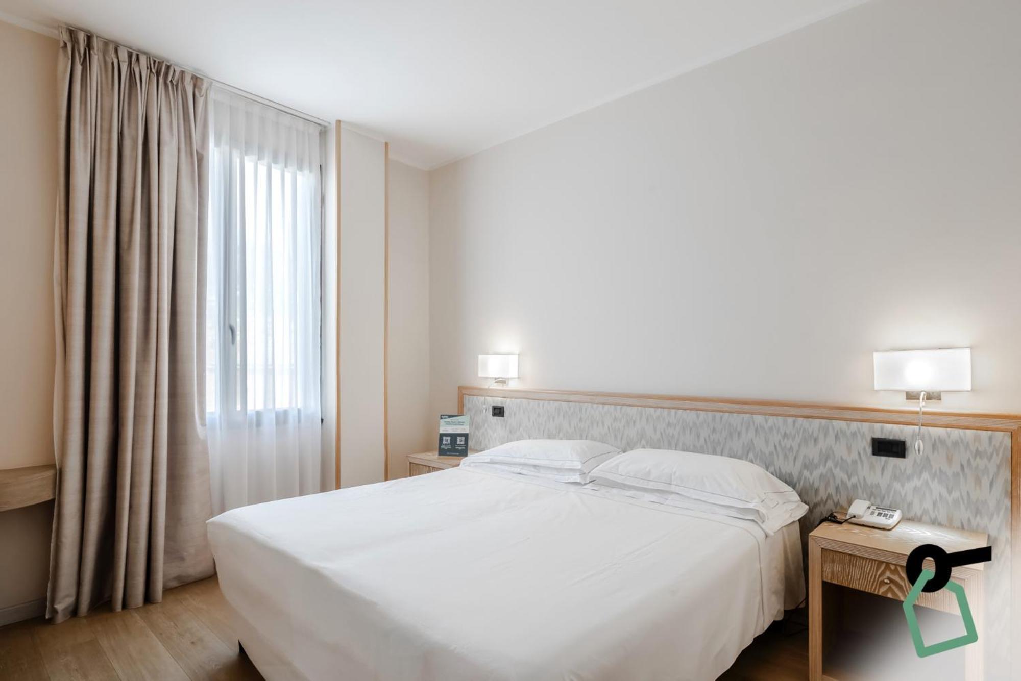 Hotiday Room Collection - Mediterranee Алассио Экстерьер фото